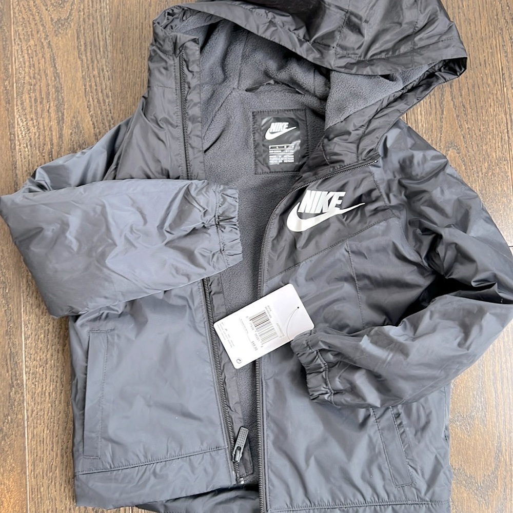 Dark grey Nike hooded jacket, fleece lined - kids size 7